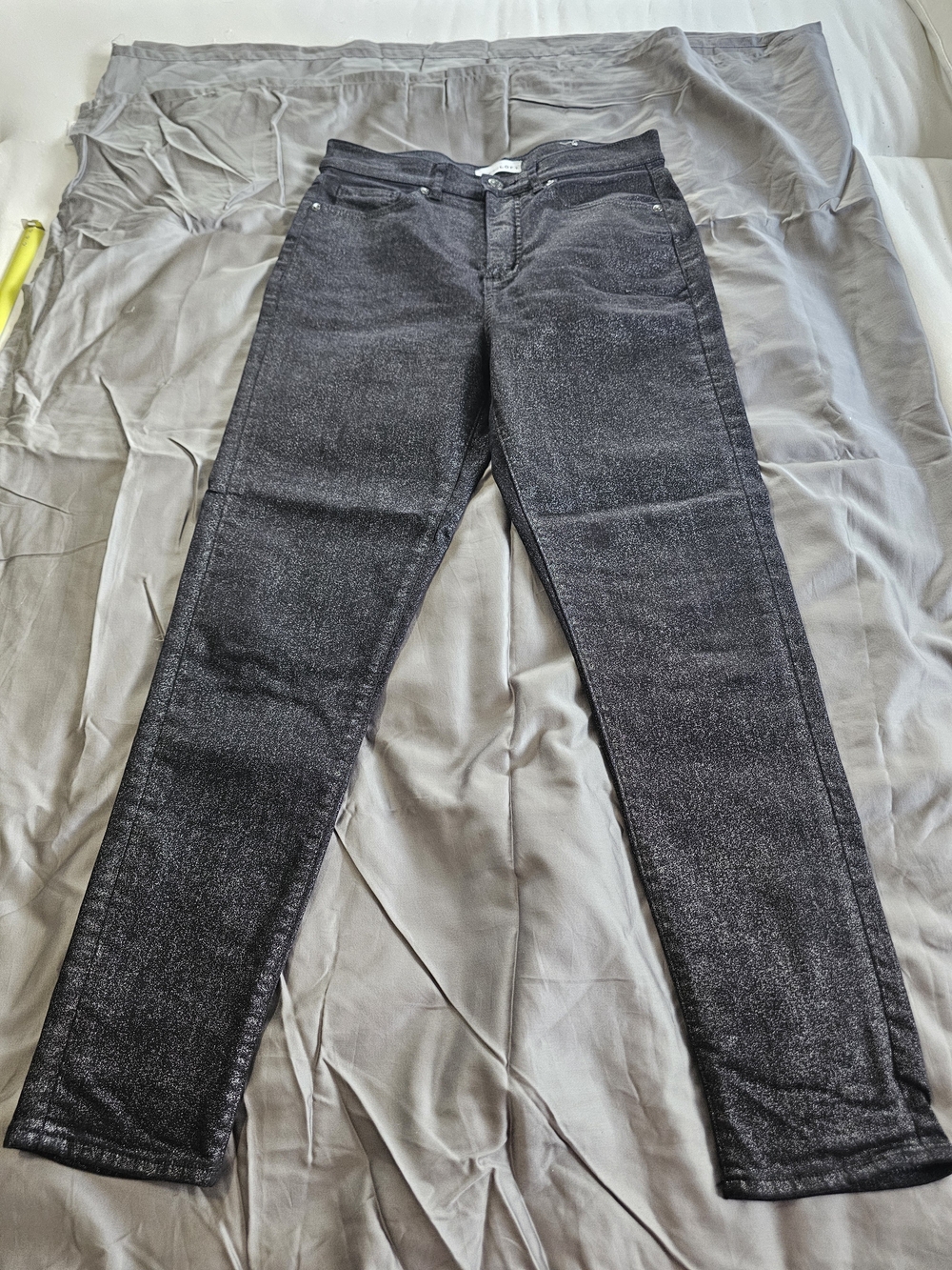 Loft Women’s Shimmer Black The Skinny Jeans Size 8 Made In Indonesia